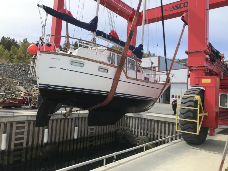 Nauticat 331