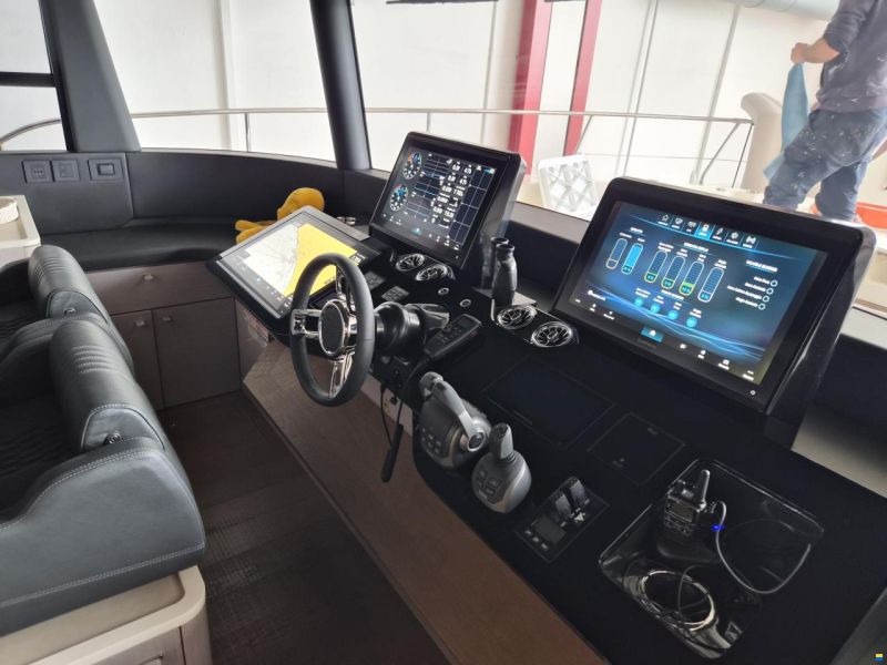 Absolute NAVETTA 70