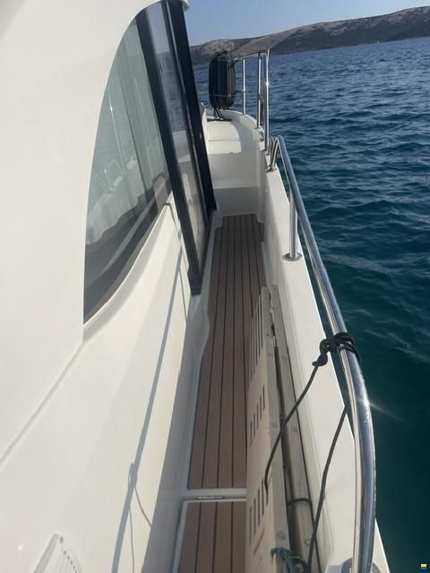 Beneteau Antares 11