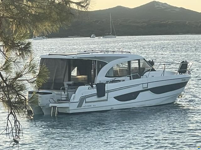 Beneteau Antares 11