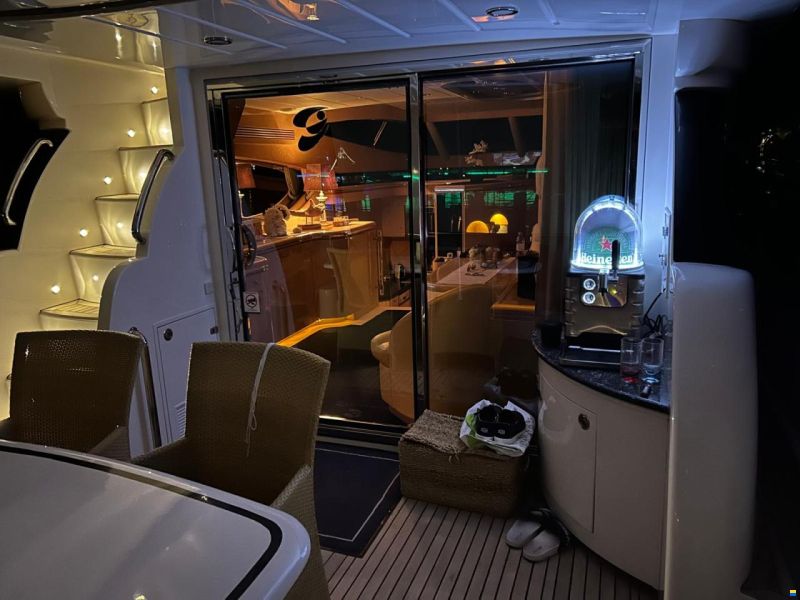 Elegance 54