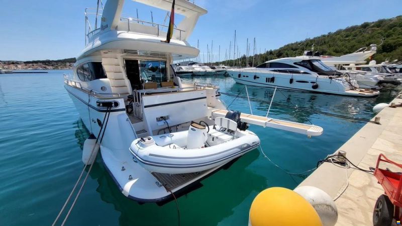 Elegance 54