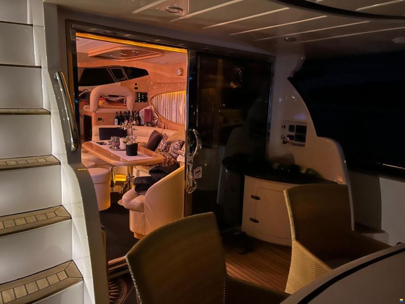 Elegance 54