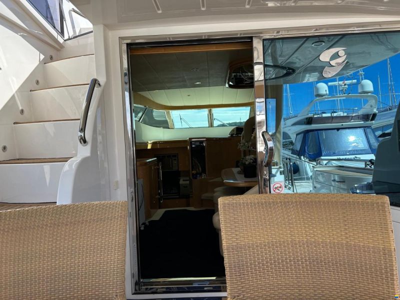 Elegance 54