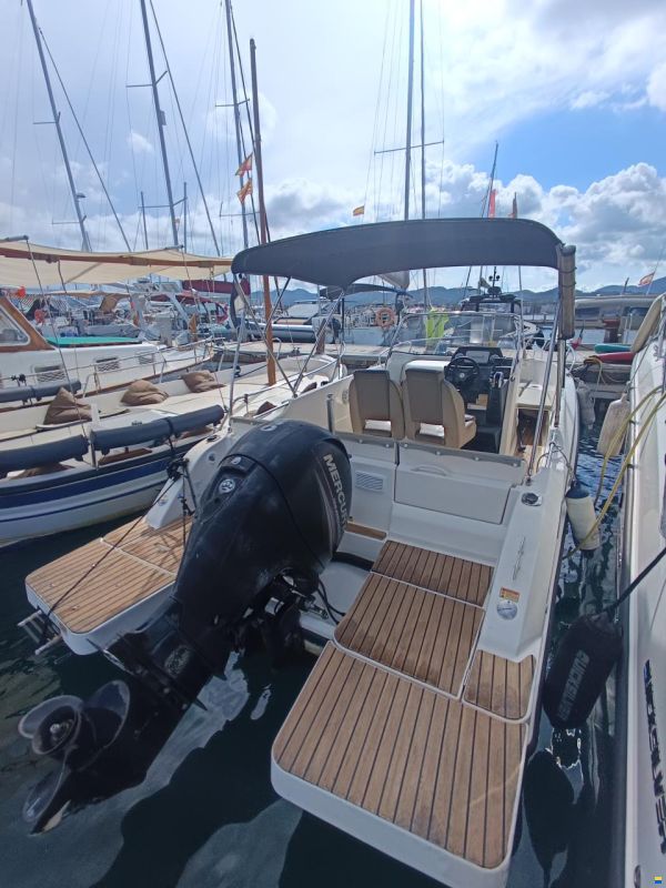 QuickSilver 675 Active Open