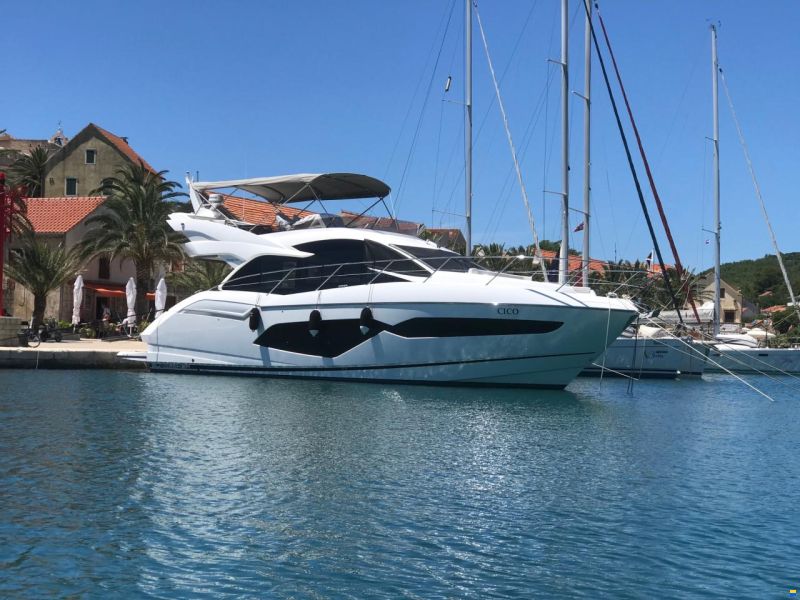 Sunseeker Manhatan 52