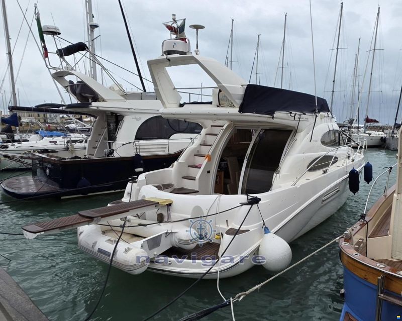 Sealine F 37