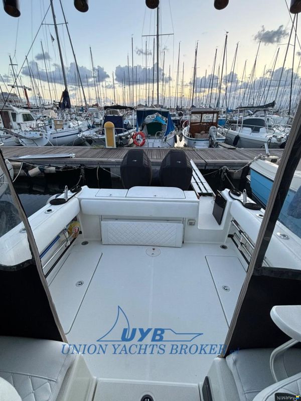 Hydra-Sports 2600 VX VECTOR