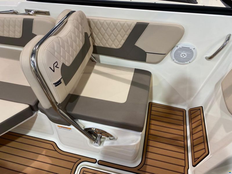 Bayliner VR6C