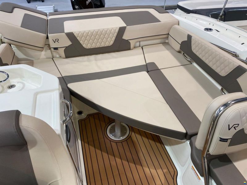 Bayliner VR6C