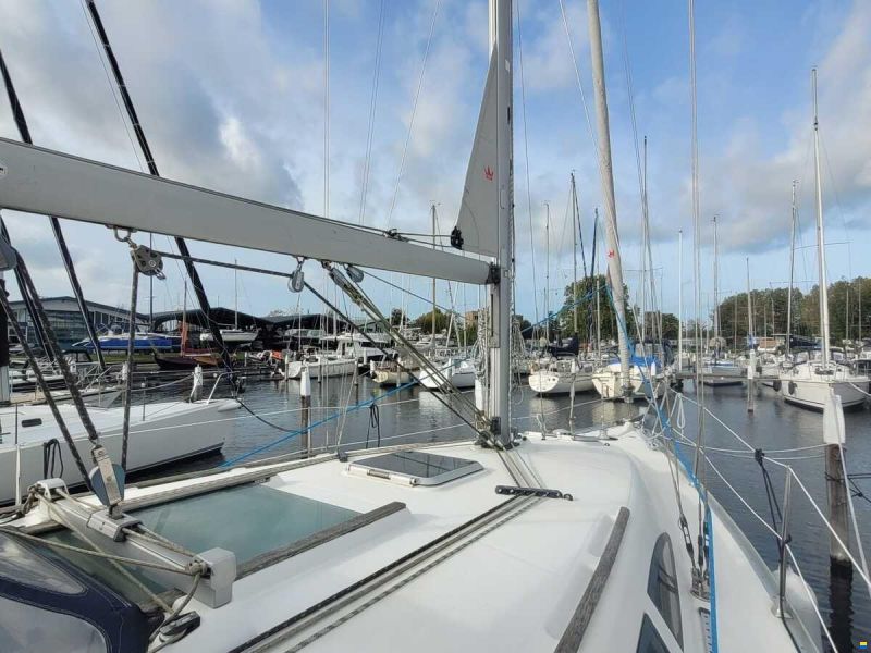 Jeanneau Sun Odyssey 37