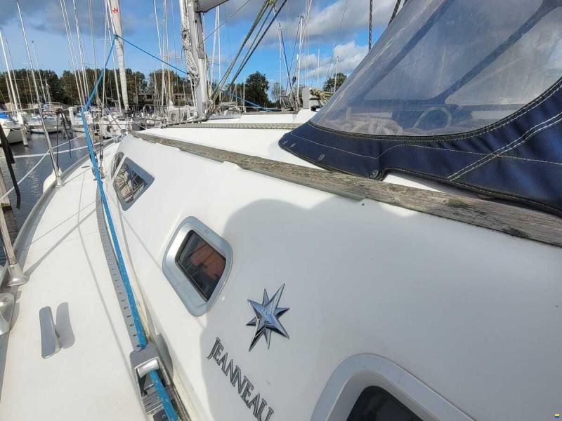 Jeanneau Sun Odyssey 37