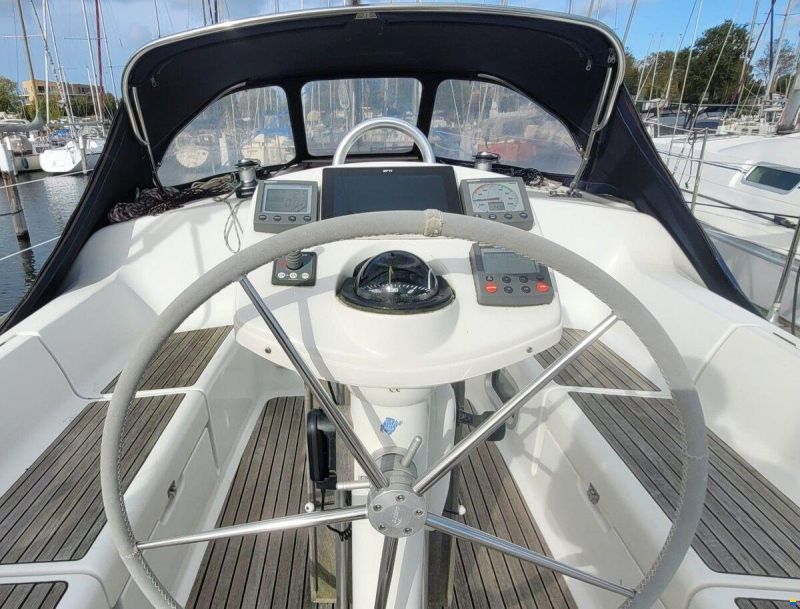 Jeanneau Sun Odyssey 37