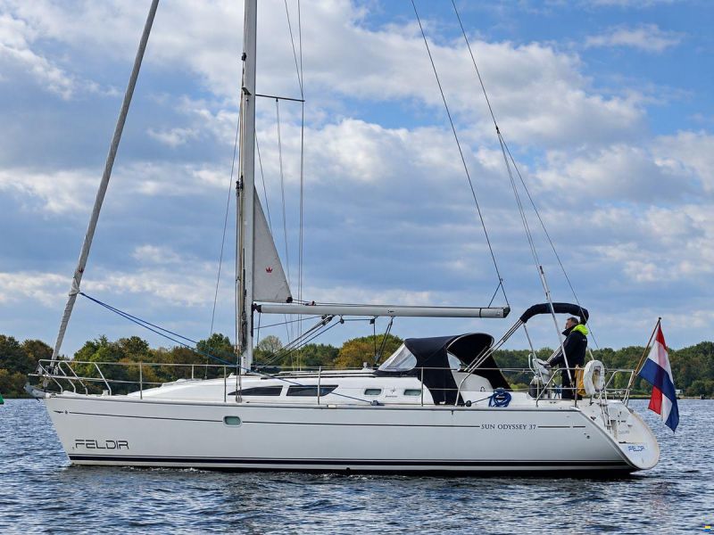 Jeanneau Sun Odyssey 37