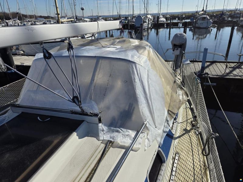 Bavaria 300