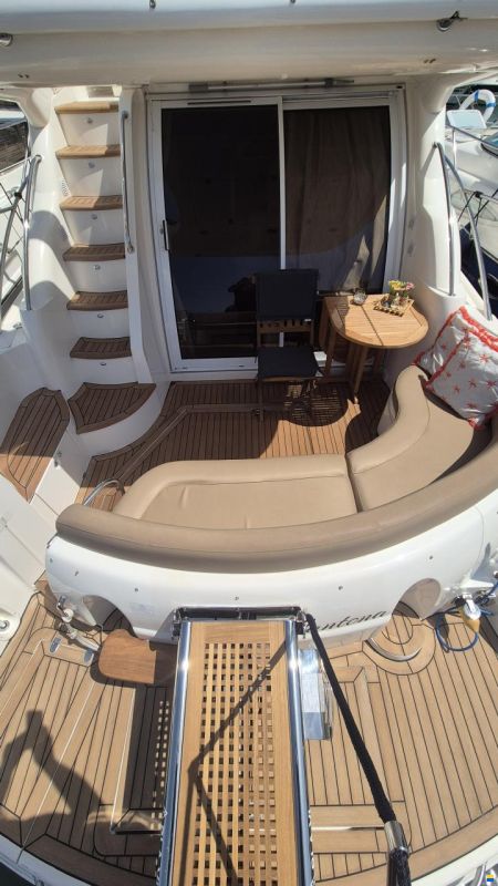 Sealine F37