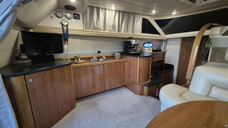 Sealine F37