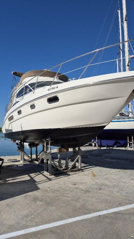 Sealine F37