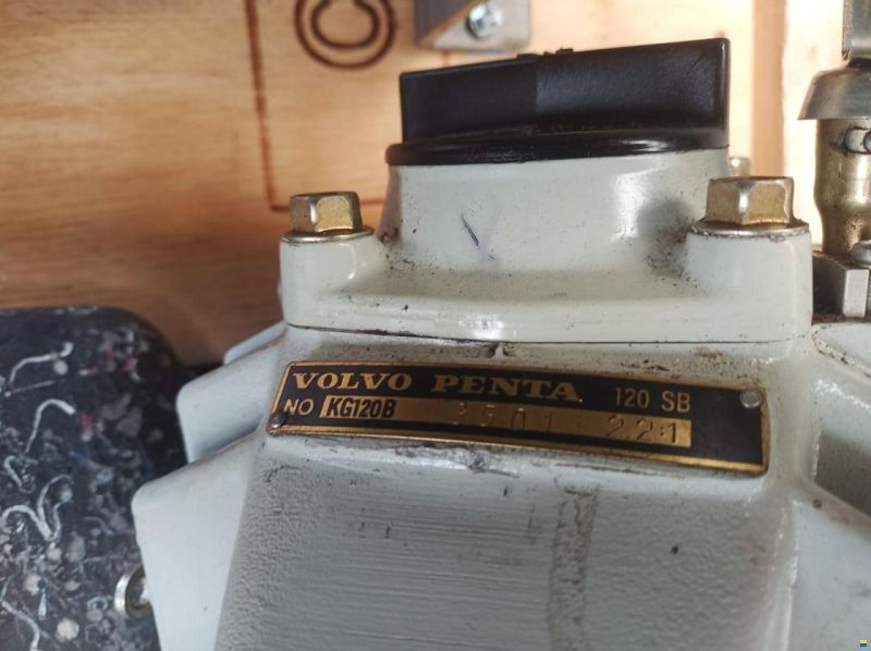 Volvo Penta 2003 + Saildrive 120S