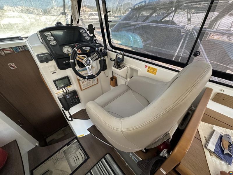 Beneteau Antares 32