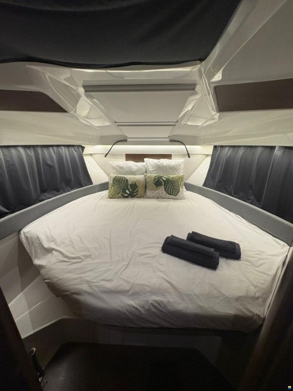 Beneteau Antares 9 OB