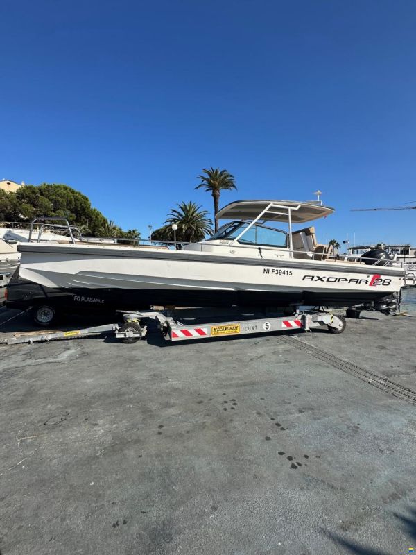 Axopar 28 T-Top