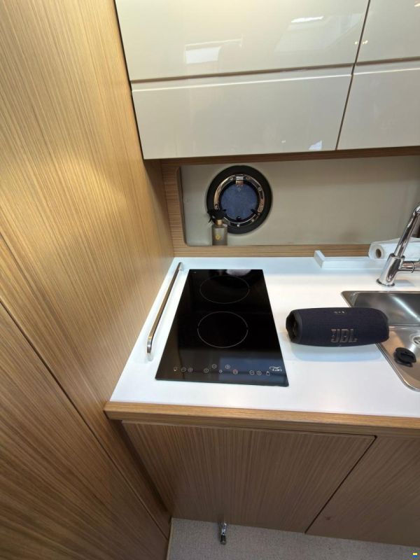 Azimut 34
