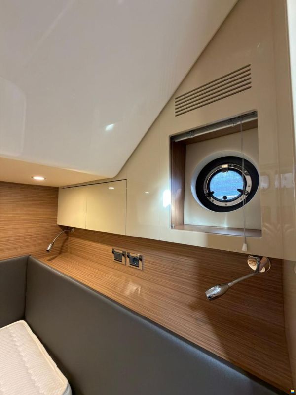 Azimut 34