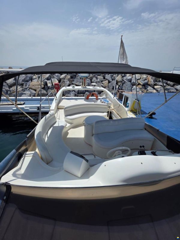 Azimut 46