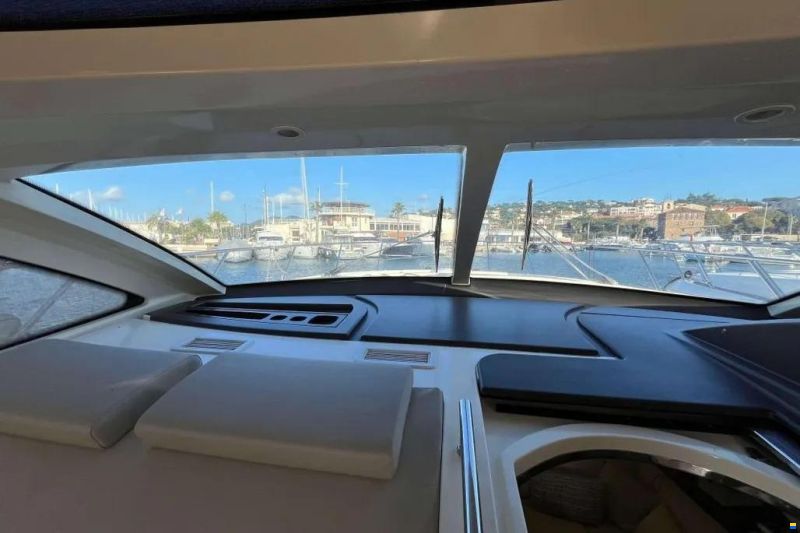 Azimut Atlantis 50
