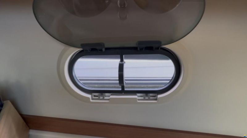 Jeanneau Prestige 42 Fly