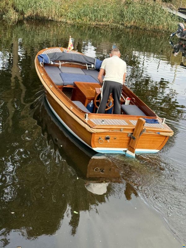 Spiegelsloep A.W. 195