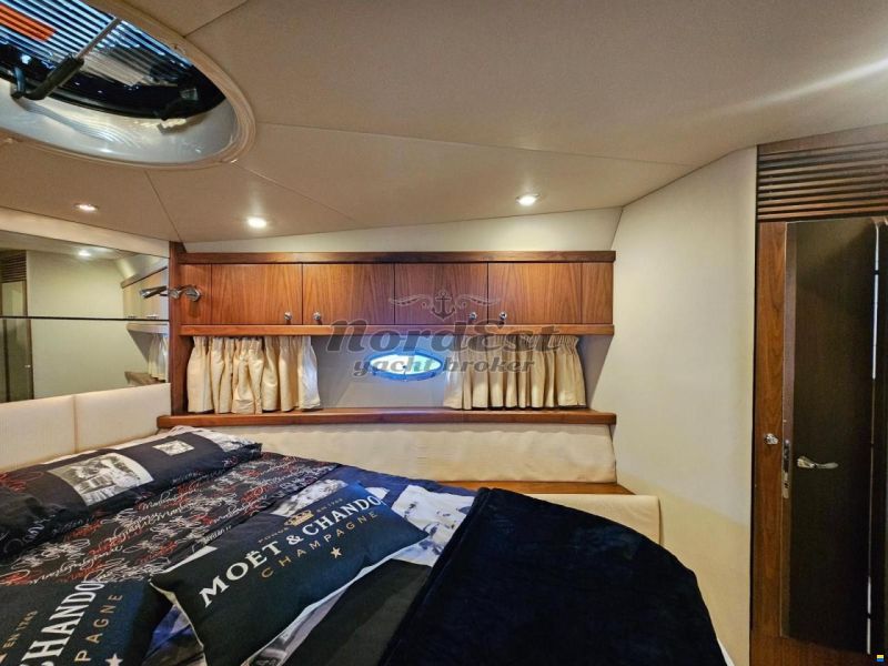 Sunseeker Portofino 47 HT Hard Top