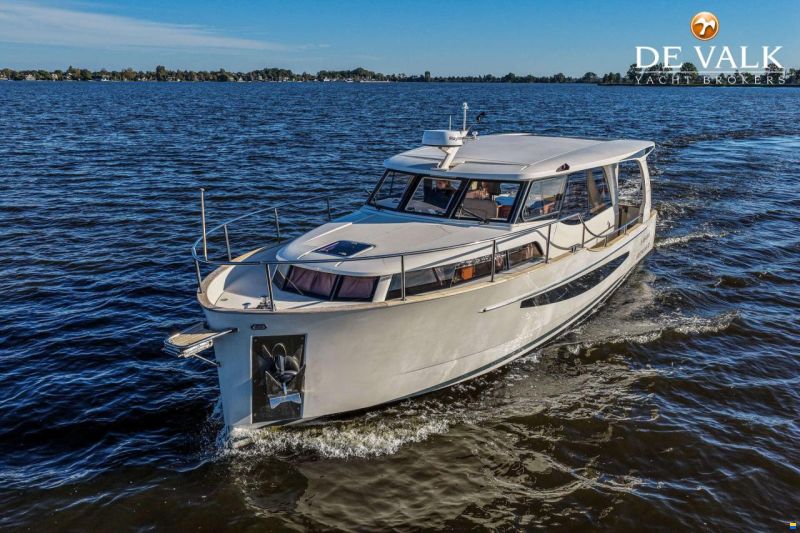 Greenline 33