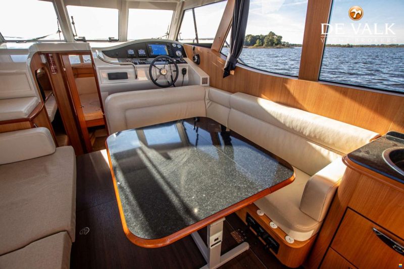 Greenline 33