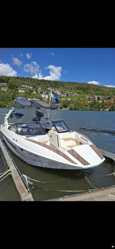 Moomba Mondo