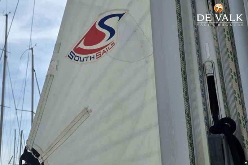 Hallberg-Rassy 45