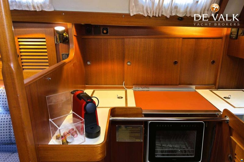Hallberg-Rassy 45