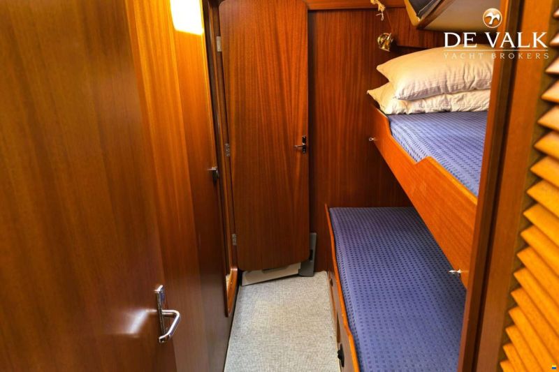 Hallberg-Rassy 45