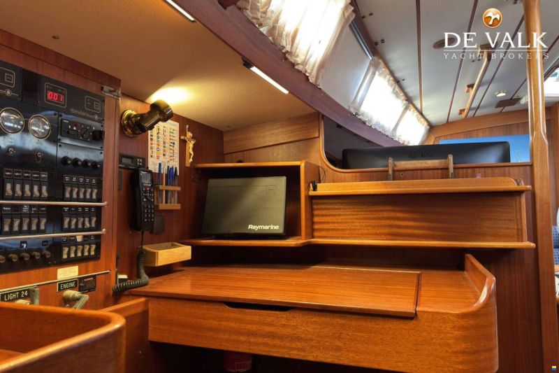 Hallberg-Rassy 45