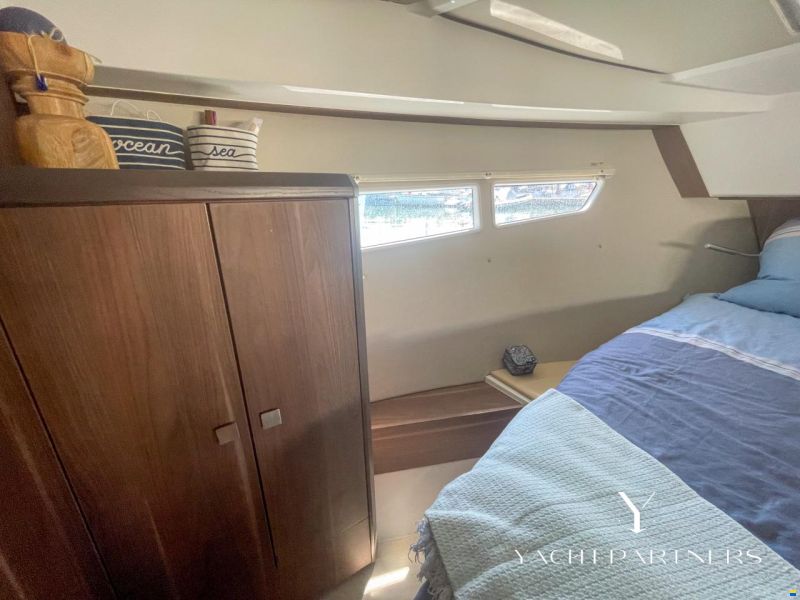 Sealine C330