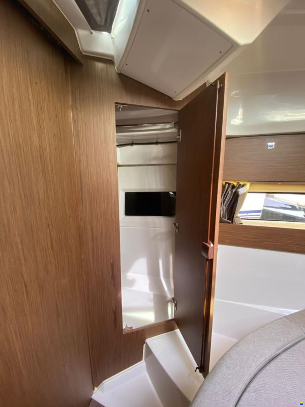 Jeanneau Merry Fisher 895