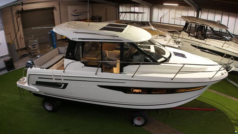 Jeanneau Merry Fisher 895