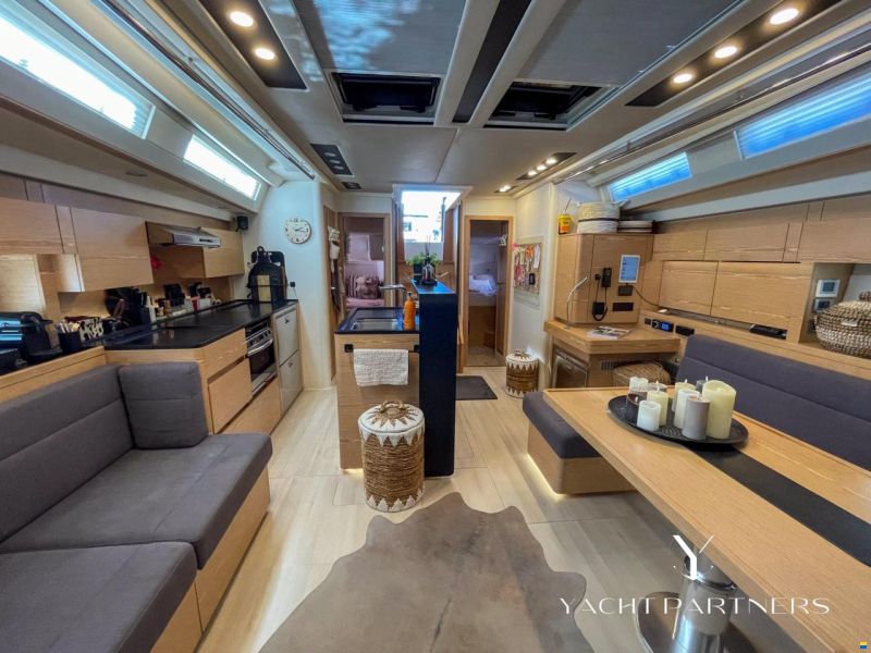 Hanse 588