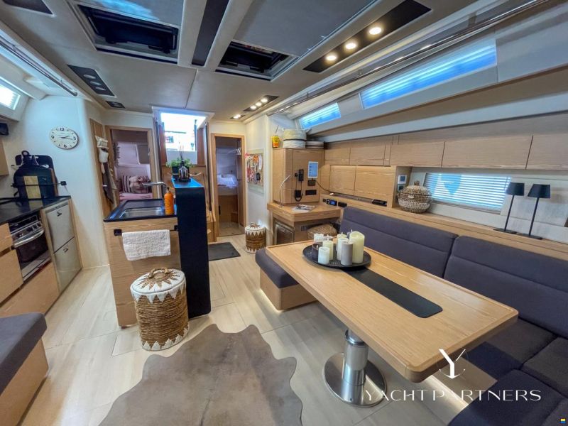 Hanse 588