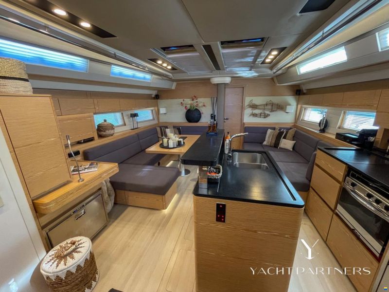 Hanse 588
