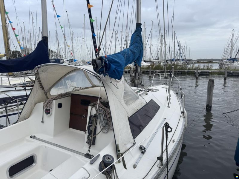 Jeanneau Fantasia 27