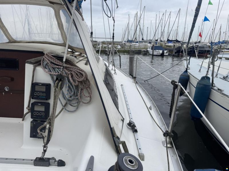 Jeanneau Fantasia 27