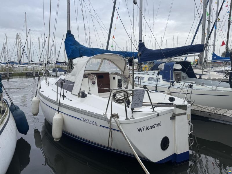 Jeanneau Fantasia 27