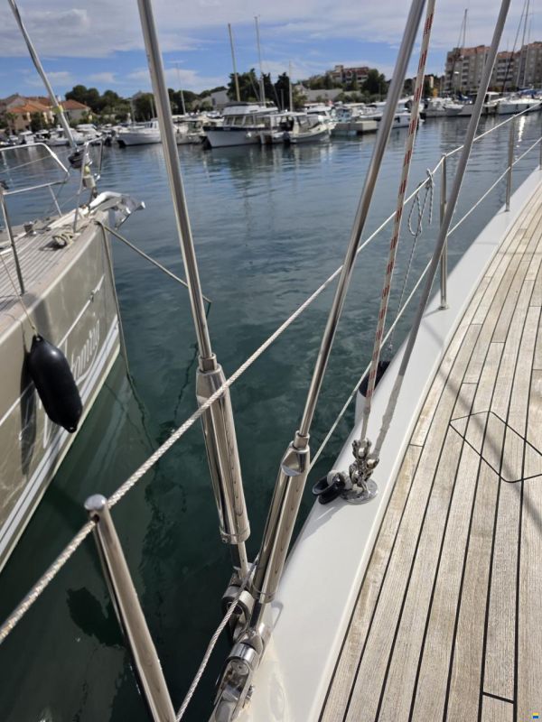Bavaria C65 Lightwave